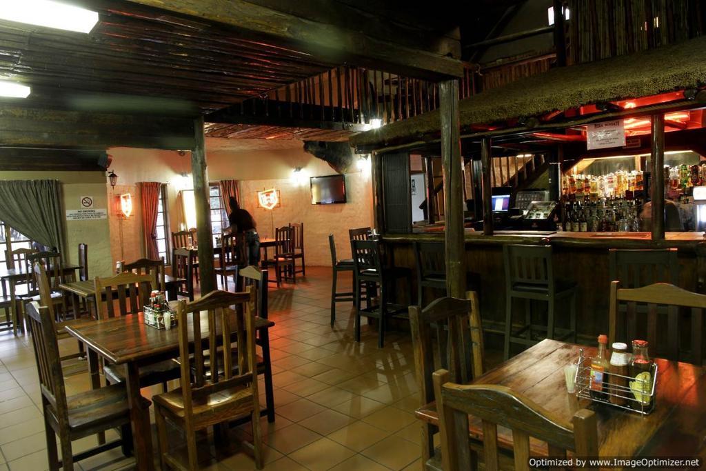 Bains Lodge Bloemfontein Exterior foto