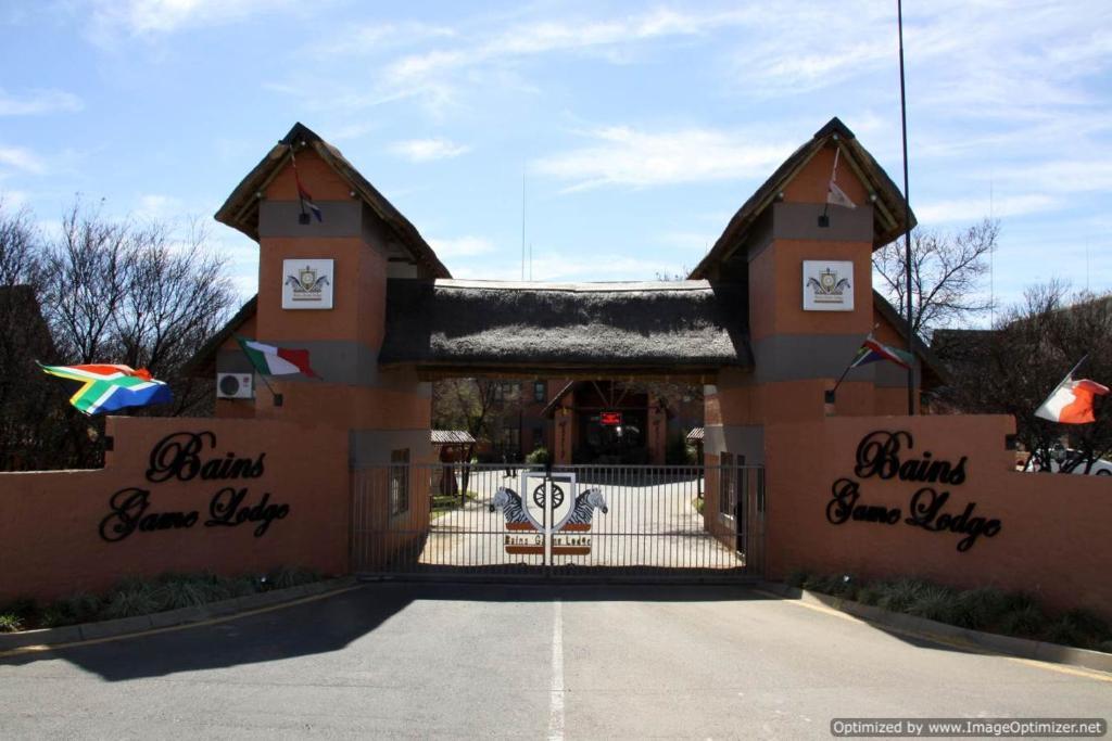 Bains Lodge Bloemfontein Exterior foto