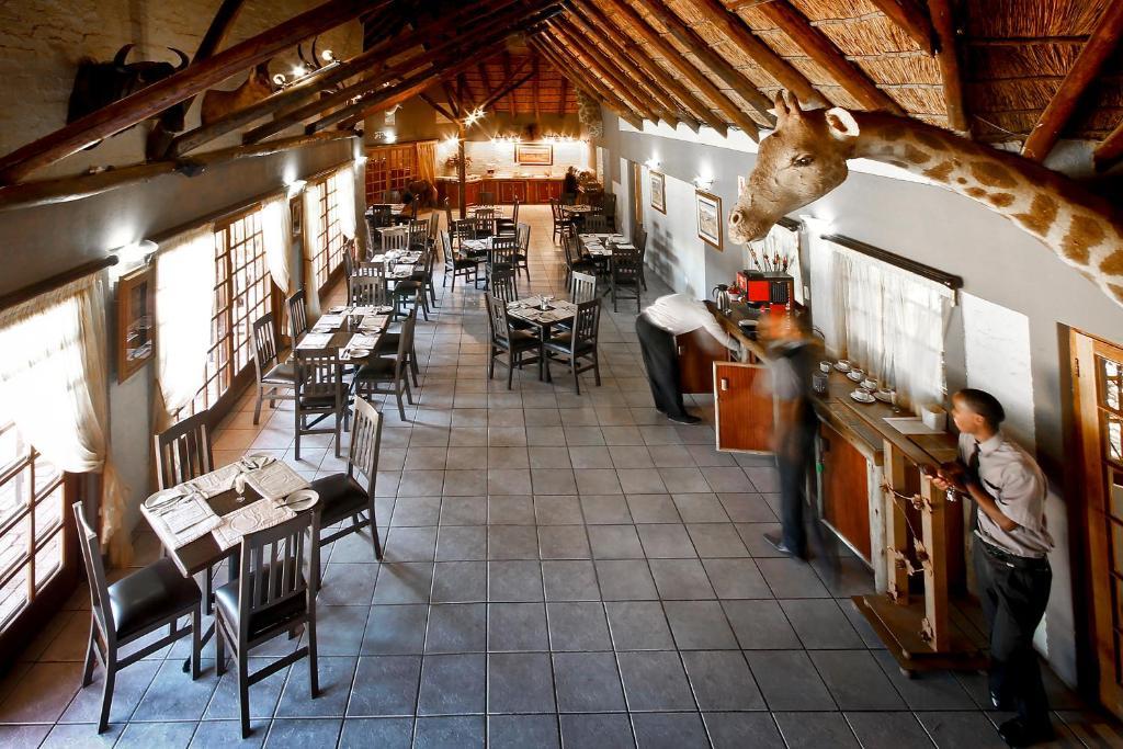 Bains Lodge Bloemfontein Exterior foto